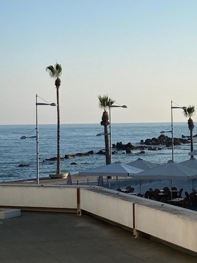 Beachside Apartment In Kato Paphos Lighthouse 81 Dış mekan fotoğraf