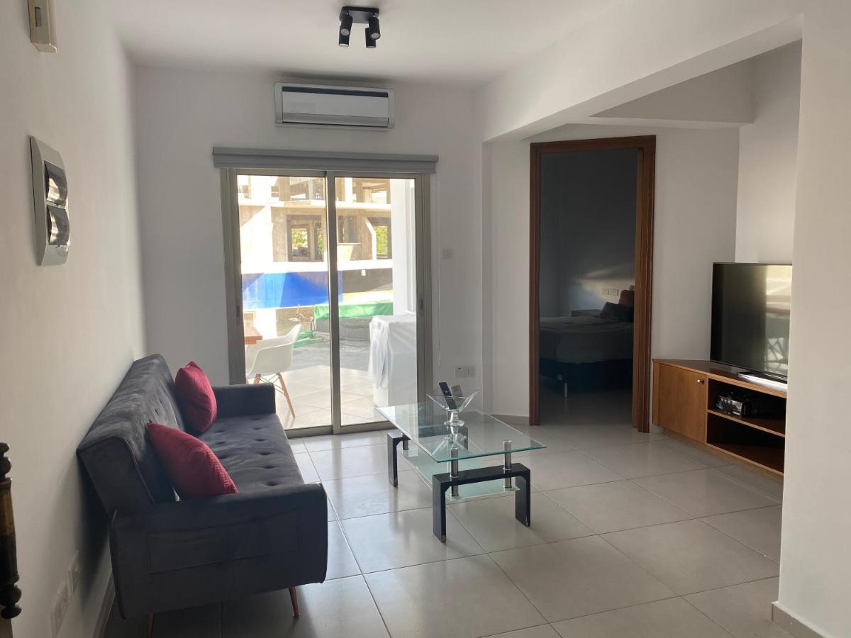 Beachside Apartment In Kato Paphos Lighthouse 81 Dış mekan fotoğraf
